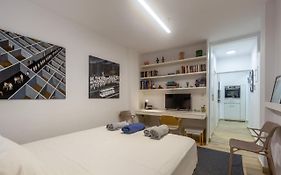 A Newly Fully Renovated Studio